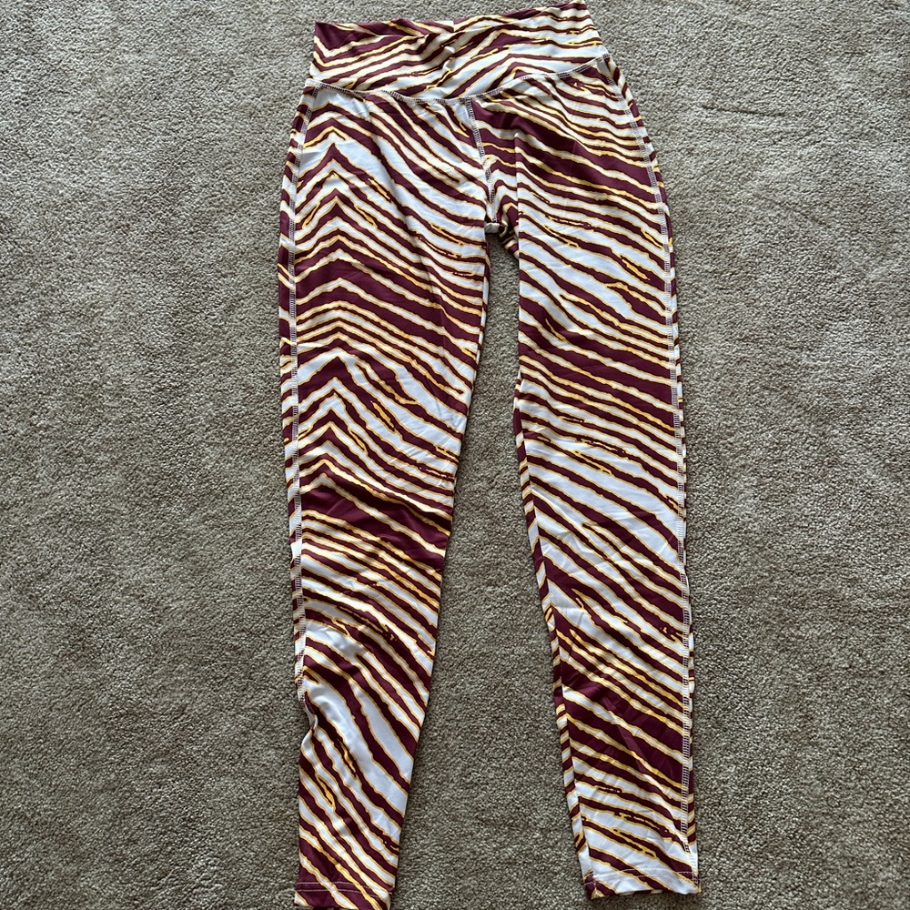 Zubaz leggings -size M. Gophers Sun Devils